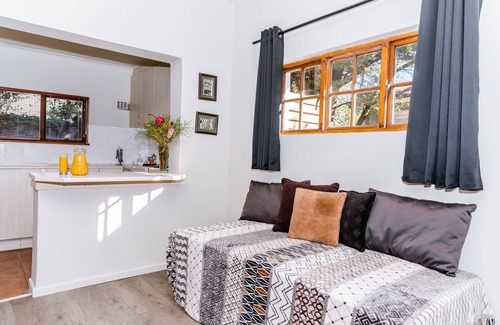 Durbanville Casa | Le Petit Chateau