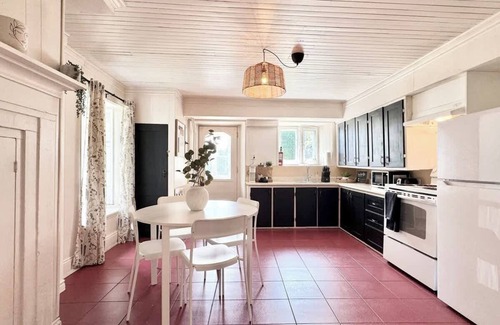 Quartier 5-4 Apartamento | Le petit d'Antan Parking 10 min from the center