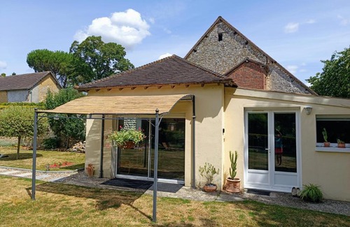 Saint-Pierre-de-Bailleul Casa | Le Petit Accent
