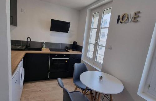Anatole France Danton Apartamento | Le Petit Havrais