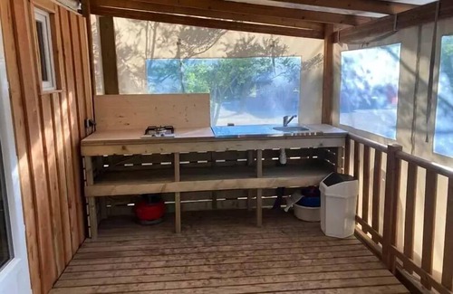 Baratier Casa | Le Petit Liou Sites & Paysages *** - Insolite Premium comfort mobile lodge with toilets for 4 people
