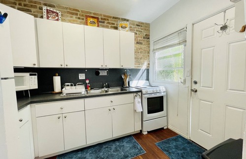 Coconut Grove Cabaña | Le Petit Maison