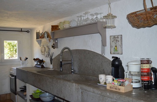 Lagnes Casa | Le petit Mazet reserved for lovers
