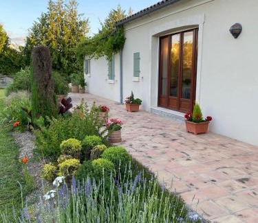 Foussignac Casa | Le Petit Noyer