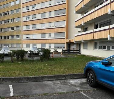 Devant-les-Ponts Apartamento | Le petit Panam - Appartement privé de 45 m2 - 2 à 4 personnes - Parking privé