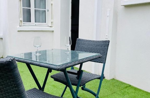 Saintes Apartamento | Le Petit Saintonge - Cour Privée