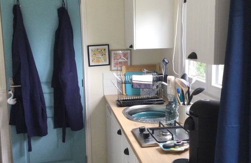 Plevin Casa | le petite maison bleu, mobile home in Plevin