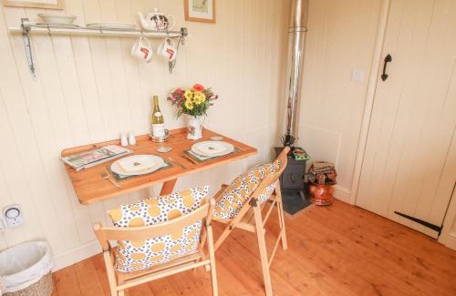 Clows Top Casa | Le Petite Pound House