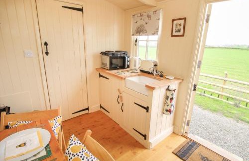 Clows Top Casa | Le Petite Pound House