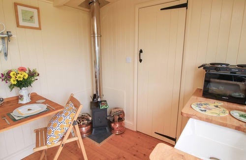 Clows Top Cabaña | Le Petite Pound House