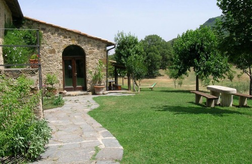 Cinigiano Villa | Villa privada "Le Pianore": una escapada pacífica para la familia, amigos y grupos