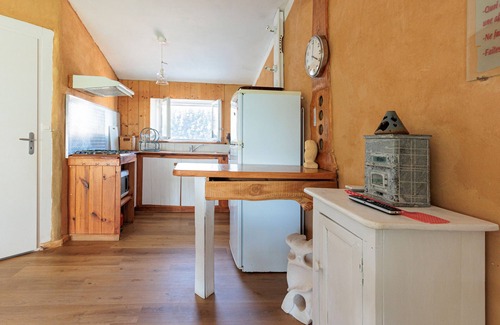 Estibeaux Casa | Le Pied à Terre – Gîte acogedor con piscina y vistas a los Pirineos, en Estibeaux