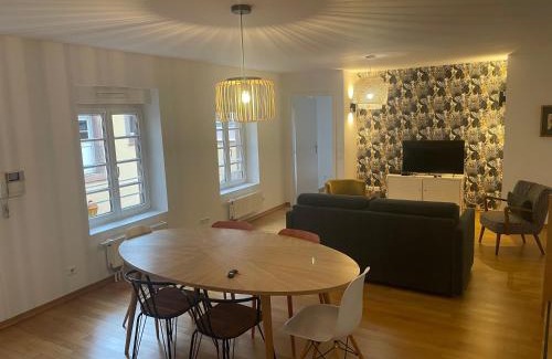 Historic Center Apartamento | LE PIERRE 2 CH 2 SDB 1 parking