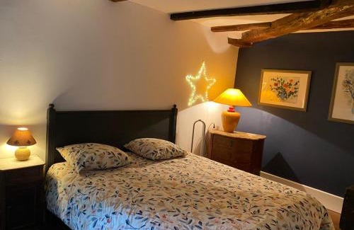 Saint-Loup-de-Varennes Cama Y Desayuno | Le pigeonnier de Saint-Loup Bed and Breakfast