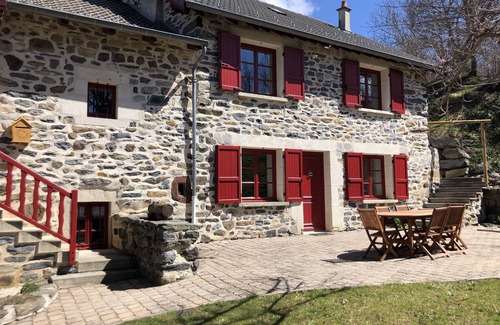 Rosieres Cabaña | CHARACTER GITE IN THE HEART OF NATURE WITH SWIMMING POOL