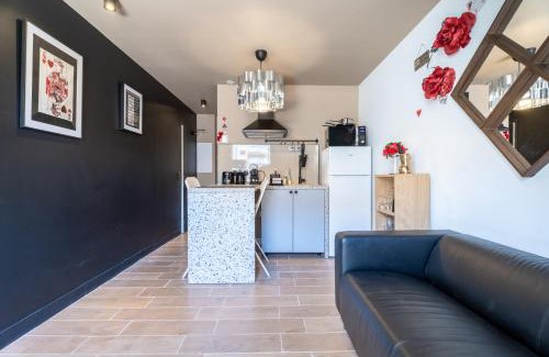 La Capelette Apartamento | Le Poker Love Jacuzzi