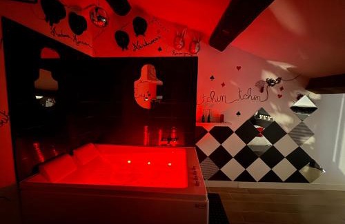 La Capelette Apartamento | Le Poker Love Jacuzzi