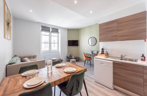 Bellecour - Hotel Dieu Apartamento | LE POMPADOUR - Magnifique T2 Place Bellecour, au calme