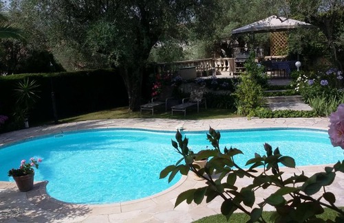 Vence Chalet De Esquí | Le Poulailler