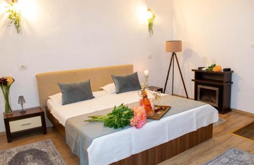 Old Town Casa | Le Premier
