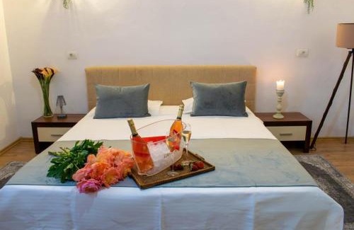 Old Town Casa | Le Premier
