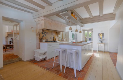 Saint-Ythaire Casa | Le Pressoir - family country house - Swimming pool - Garden - Wifi/Fibre