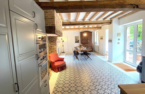 Livarot Casa | Le PRESSOIR DE NEUVILLE IN THE HEART OF THE PAYS D'AUGE WITH HEATED SWIMMING POOL