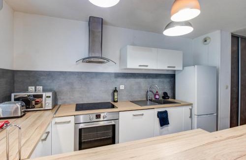 Toulouse North Apartamento | Le Rêve Bleu - Joli T3 lumineux avec balcon & parking gratuit - Centre Toulouse
