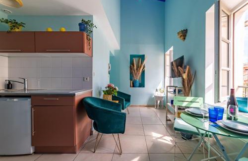 Nimes City Centre Apartamento | Le Rêve Bleu Majorelle - Duplex sur les toits - Une Nuit à Nîmes