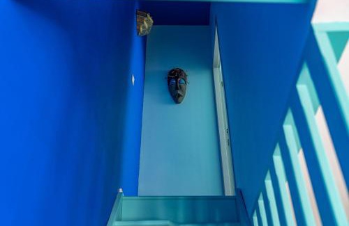 Nimes City Centre Apartamento | Le Rêve Bleu Majorelle - Duplex sur les toits - Une Nuit à Nîmes