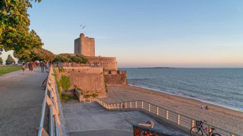 Fouras Casa | Le refuge de la Fée - centre et plage