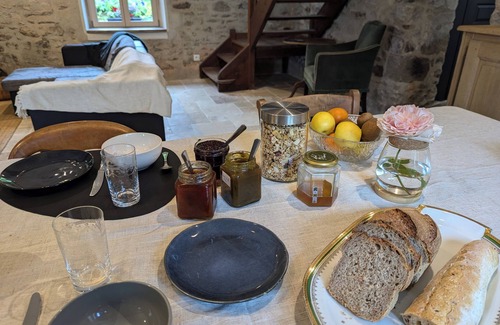 Charente Limousine Cama Y Desayuno | Le refuge du jardinier
