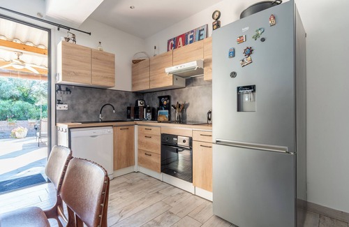 Bonifacio Casa | NUEVO EN BONIFACIO VILLA DU MAQUIS