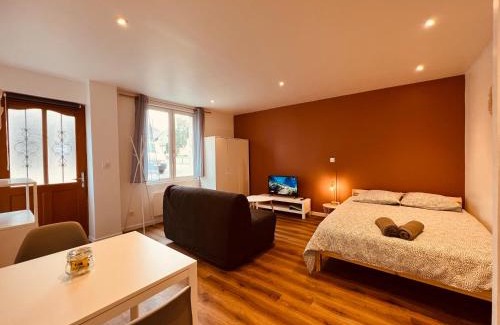 Saint-Florent-sur-Cher Apartamento | Le Refuge Incas - Home Homy