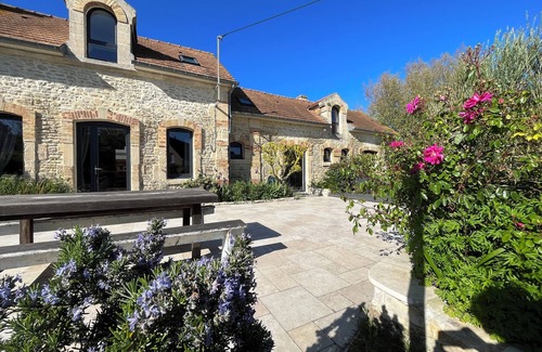 Normandy Landing Beaches Casa | LE RELAIS Gran Casa Familiar Auténtica - A orillas del Mar & Jardines - 12 pers.
