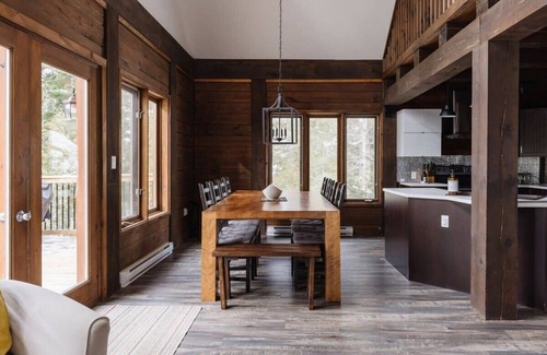 Chertsey Chalet De Esquí | Le Repos - Warmth of wood and modern decoration