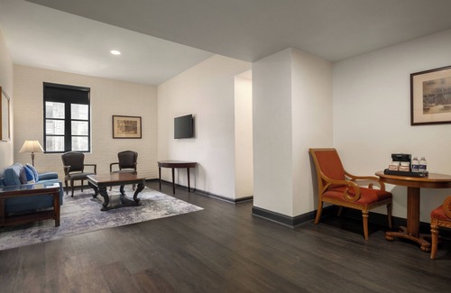 French Quarter Hotel | Le Richelieu Hotel