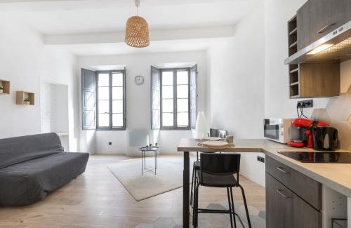 Carpentras Apartamento | Le Rimbaud - Studio moderne en hypercentre - WiFi