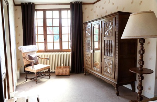 Mezieres-sur-Oise Cama Y Desayuno | Le Robinson