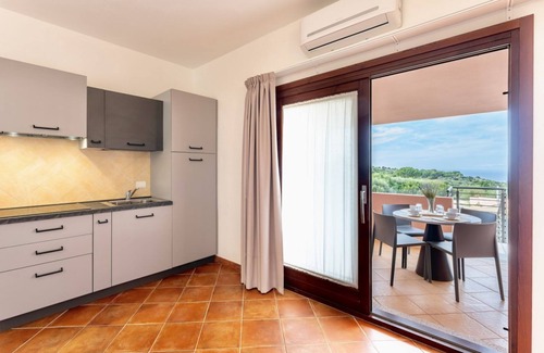 Paduledda Apartamento | Le Rocce Rosse Bilocale 4 Letti