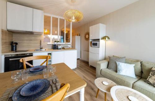Parame Apartamento | Le Rochebonne - Vue mer - Cosy et rénové - Plage
