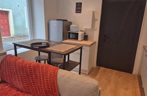 Montbeliard Apartamento | Le rock n roll cosy et tout équipé en hyper centre