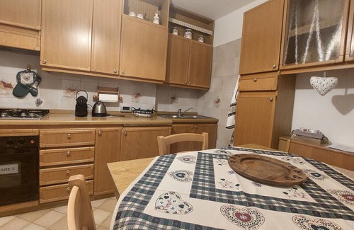Montagnaga Apartamento | LE RONDINI 3 habitaciones Wi-Fi sol naturaleza Pet-Friendly veranda panorámica
