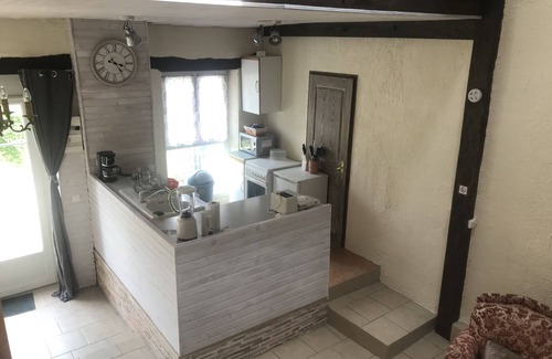 Penne-d'Agenais Casa | Le Rosier, casa rural con encanto de 2 dormitorios con capacidad para 5 personas.