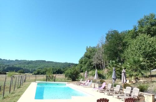 Saint-Leon-sur-Vezere Apartamento | Le Séchoir des acacias, Gite: Les Falaises