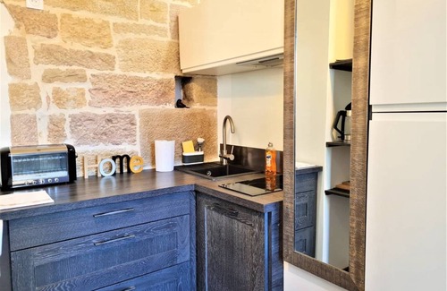 Faubourg North Apartamento | Le Saint B -Studio au pied de la cathédrale- SR Loc