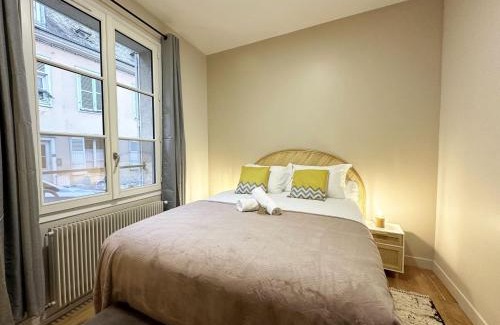 Chartres Apartamento | Le Saint Julien - City center - Self-entrance