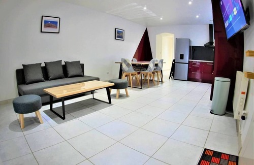 Faubourg Apartamento | Le Salséro - Large, cosy, listed apartment * * * for 8 people, in the heart of Nîmes