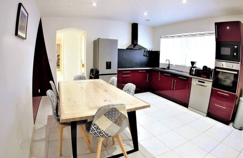 Faubourg Apartamento | Le Salséro - Large, cosy, listed apartment * * * for 8 people, in the heart of Nîmes