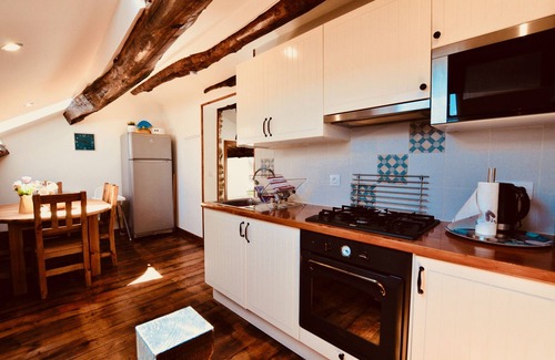 Riols Cabaña | Le Sanglier - Rustic and charming gite with panoramic mountain views, immersed in beautiful nature